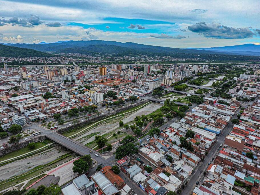 Departamentos Zegada - Cocina Completa - Dos Cuadras Del Centro - Todo Nuevo Apartment San Salvador de Jujuy Ngoại thất bức ảnh